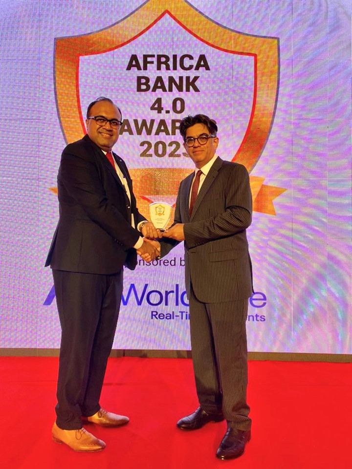 I&M Bank Tanzania CEO, Mr. Zahid Mustafa, wins the ‘Most Inspiring Retail Banker of the Year’ award during 10th Africa Bank 4.0 Pan-Africa Summit in Nairobi.